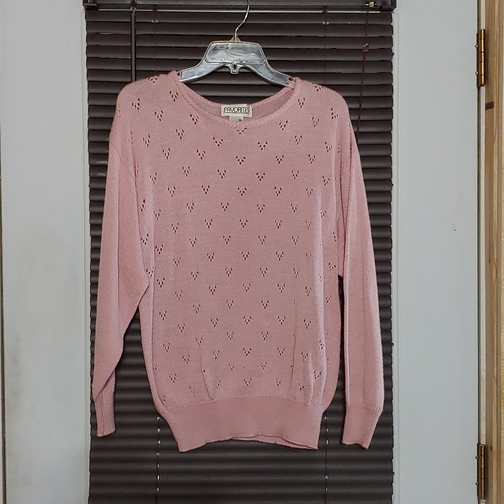 Favorites womans sweater  size 40